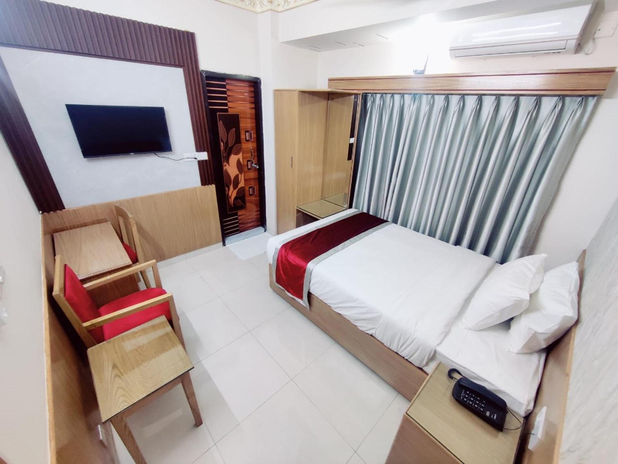 Hotel Safa Residency - Дака Екстериор снимка