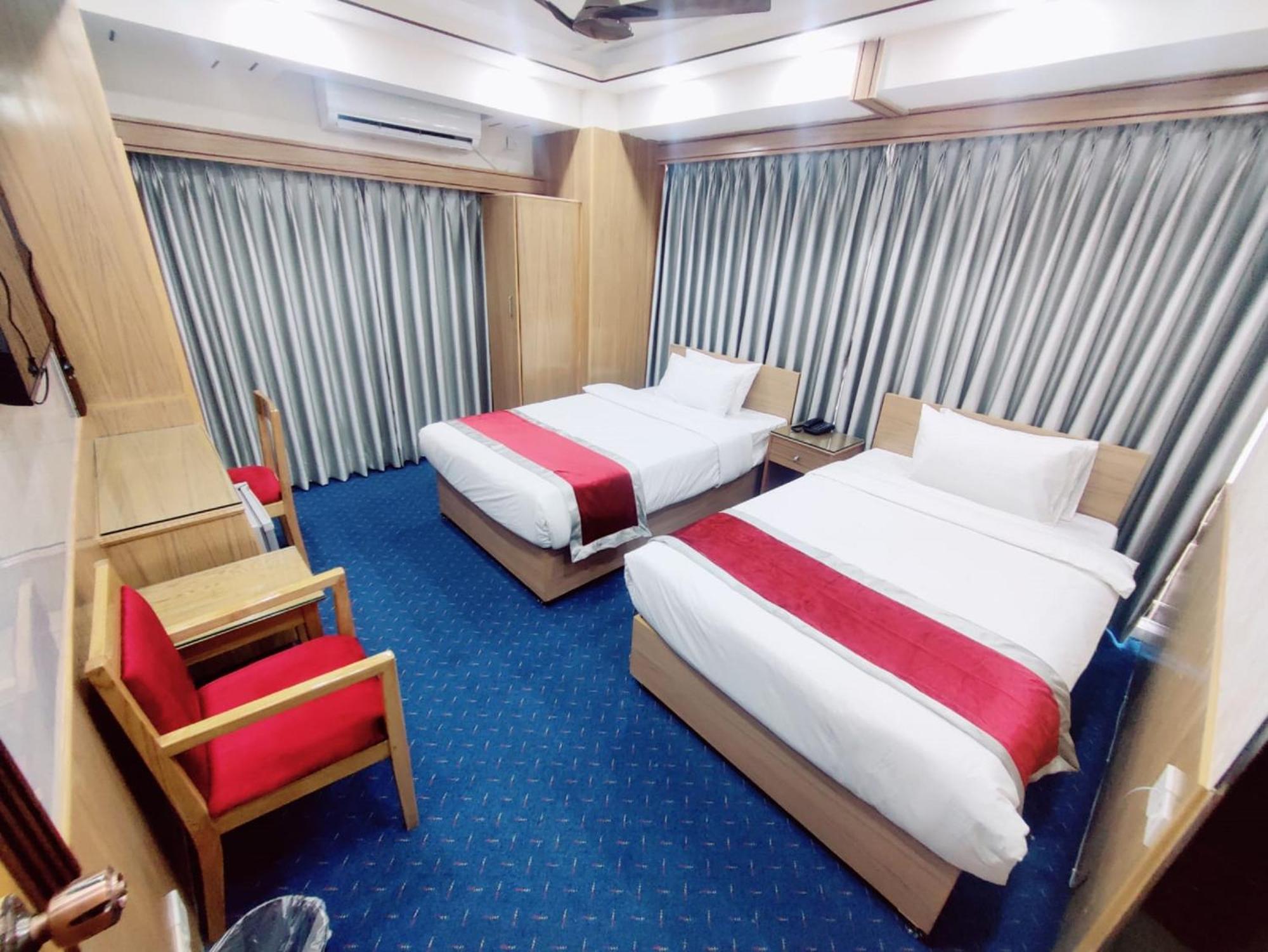 Hotel Safa Residency - Дака Екстериор снимка