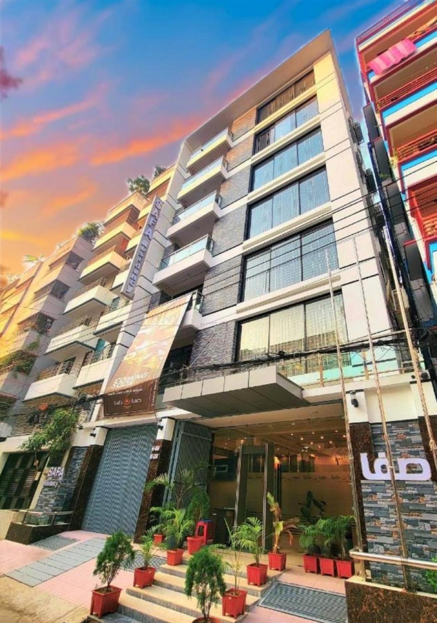 Hotel Safa Residency - Дака Екстериор снимка