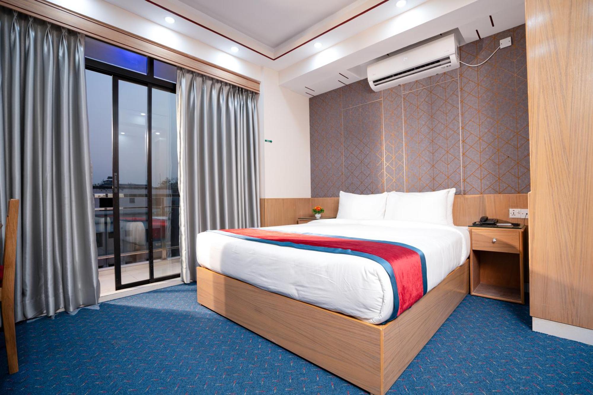 Hotel Safa Residency - Дака Екстериор снимка