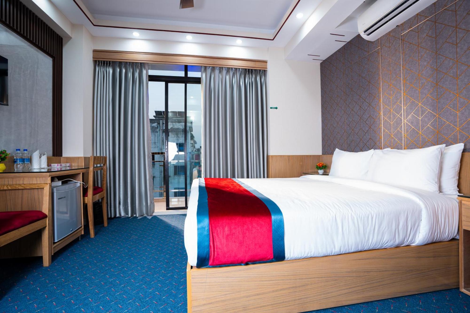 Hotel Safa Residency - Дака Екстериор снимка