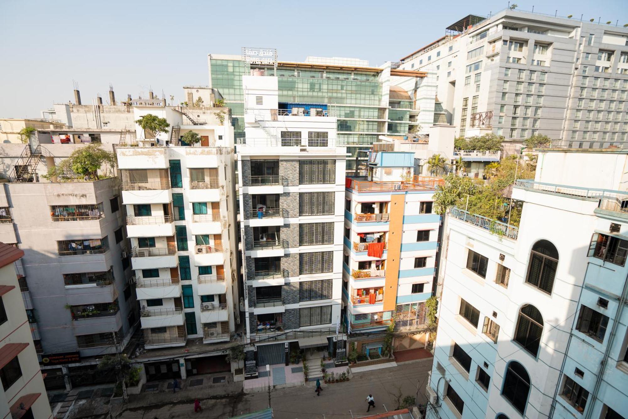 Hotel Safa Residency - Дака Екстериор снимка