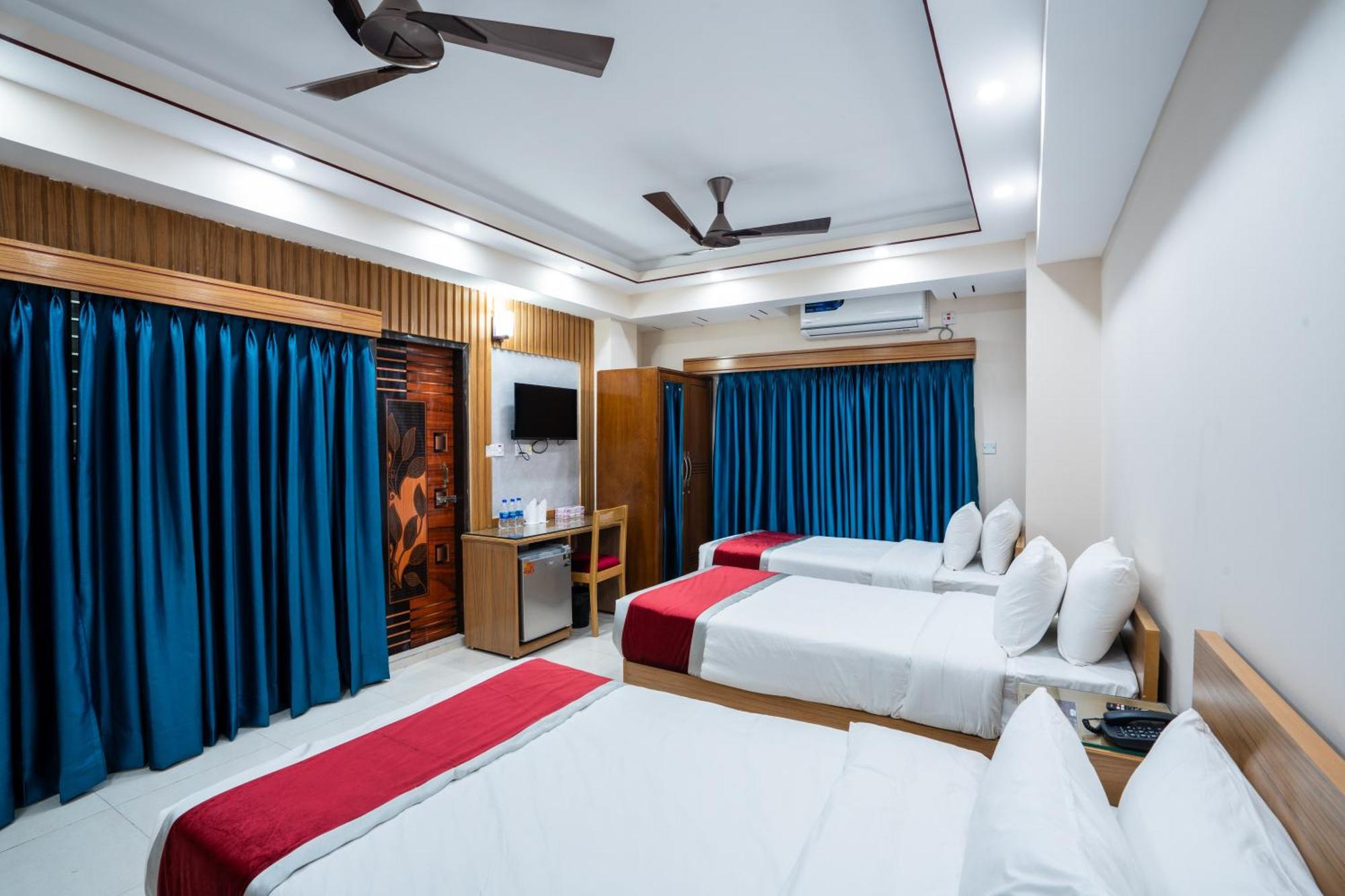 Hotel Safa Residency - Дака Екстериор снимка