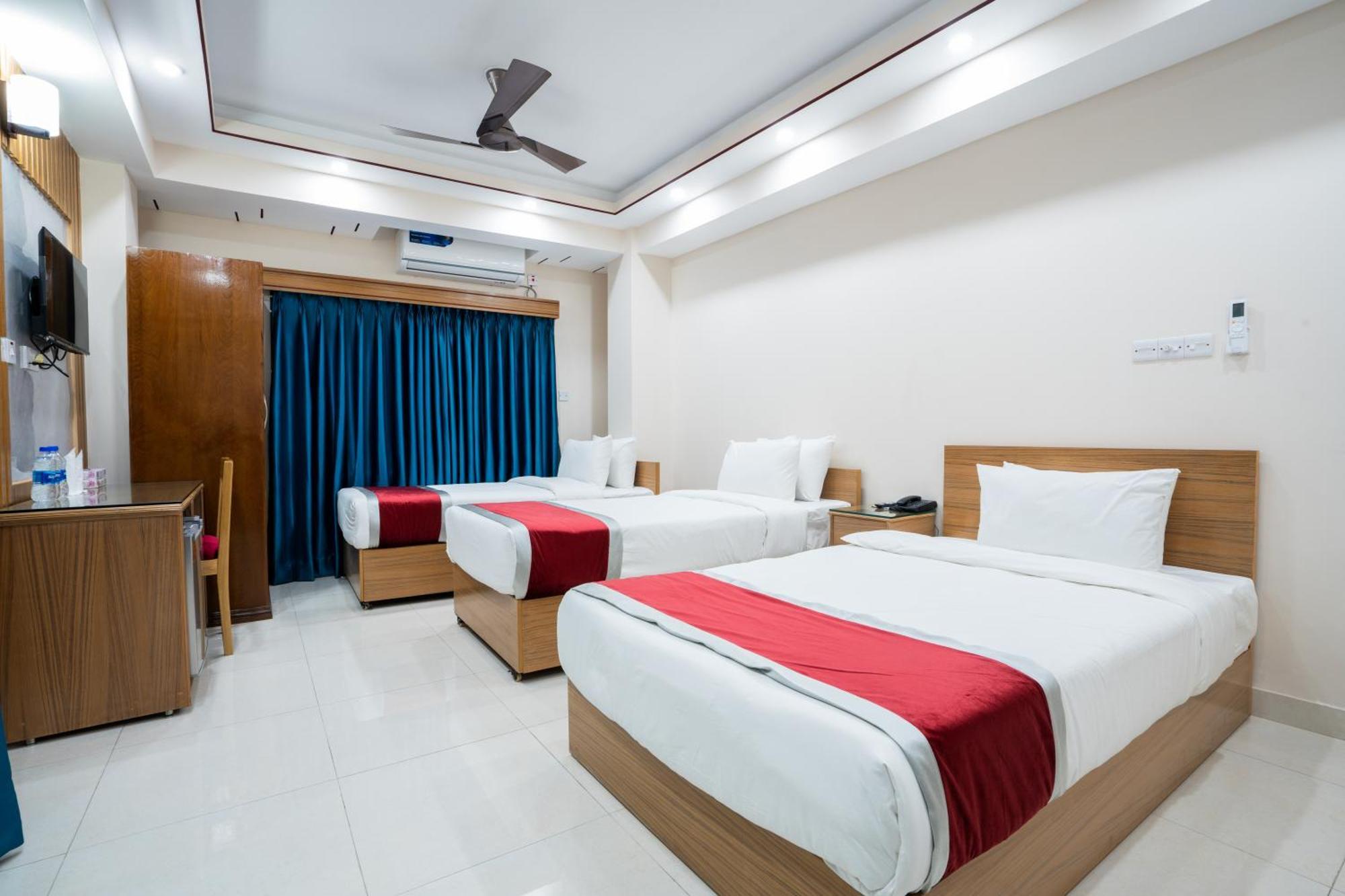 Hotel Safa Residency - Дака Екстериор снимка